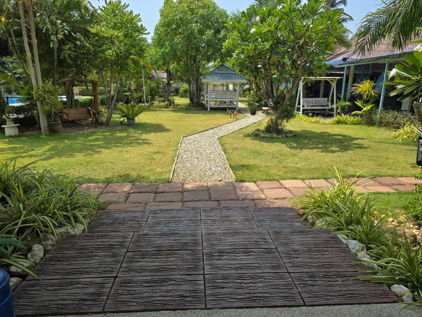 Happy Mind Resort Pran Buri Exterior photo