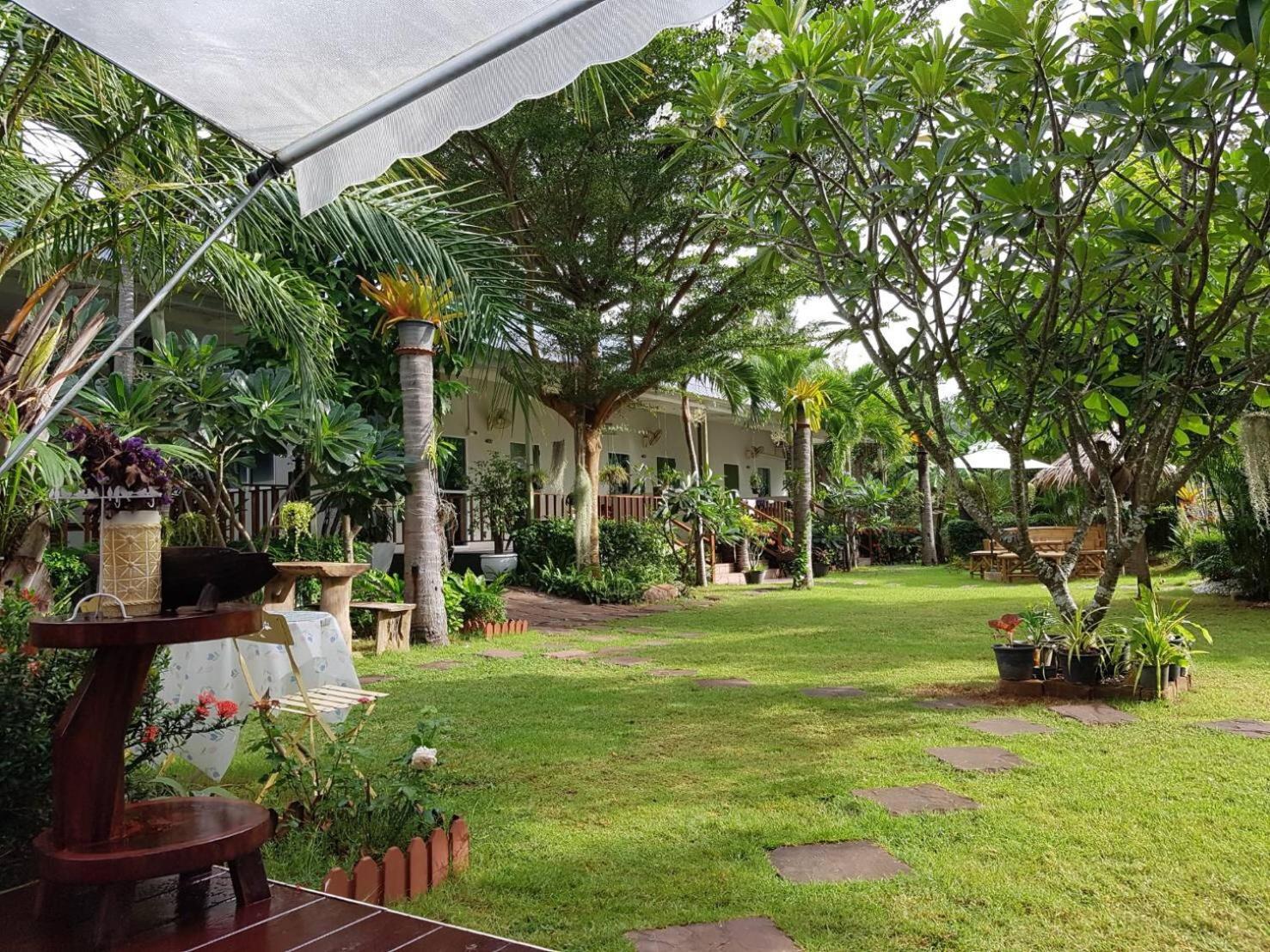 Happy Mind Resort Pran Buri Exterior photo