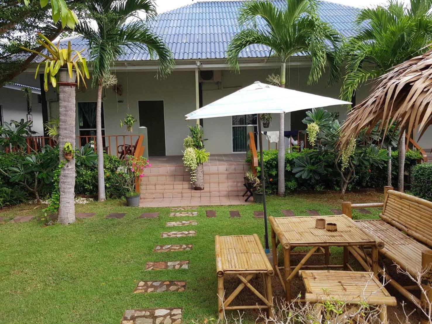 Happy Mind Resort Pran Buri Exterior photo
