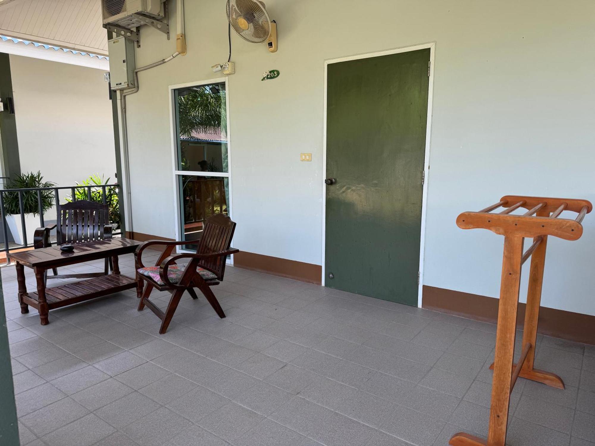 Happy Mind Resort Pran Buri Exterior photo